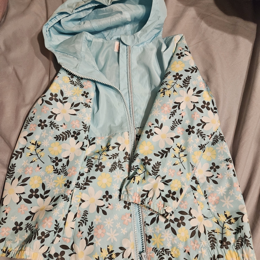 Rain coat flower pattern lite green size 5T